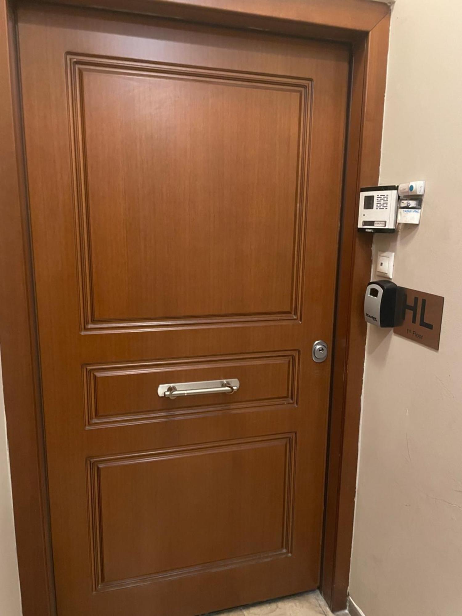 Hl Apartment